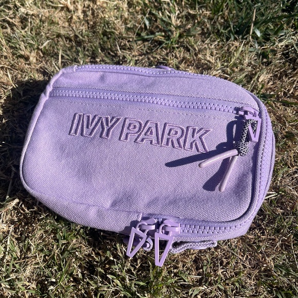 Adidas x Ivy Park crossbody - Picture 2 of 5